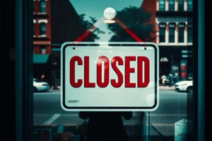 sign that reads 'CLOSED' on the front of a Hawaii business wallpaper background