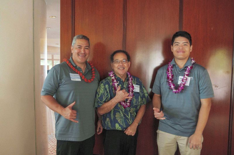 this is a photo of Atlas employees at the Maui Plumbing event in Maui